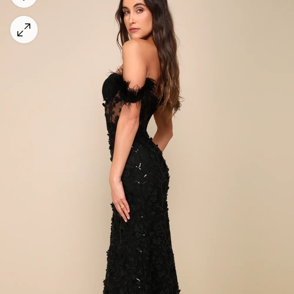 Lulus prom/formal dress - Picture 3 of 6